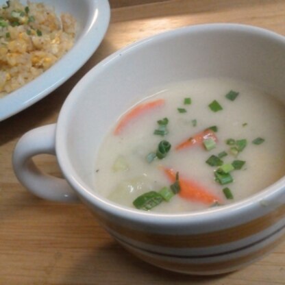 毎日朝晩寒いですね～☆
温かいスープは体ポッカぽか～になるので毎日飲みたいですよね(o^^o)
とっても温まりましたぁ～(^_^)/~
ご馳走さまでした！